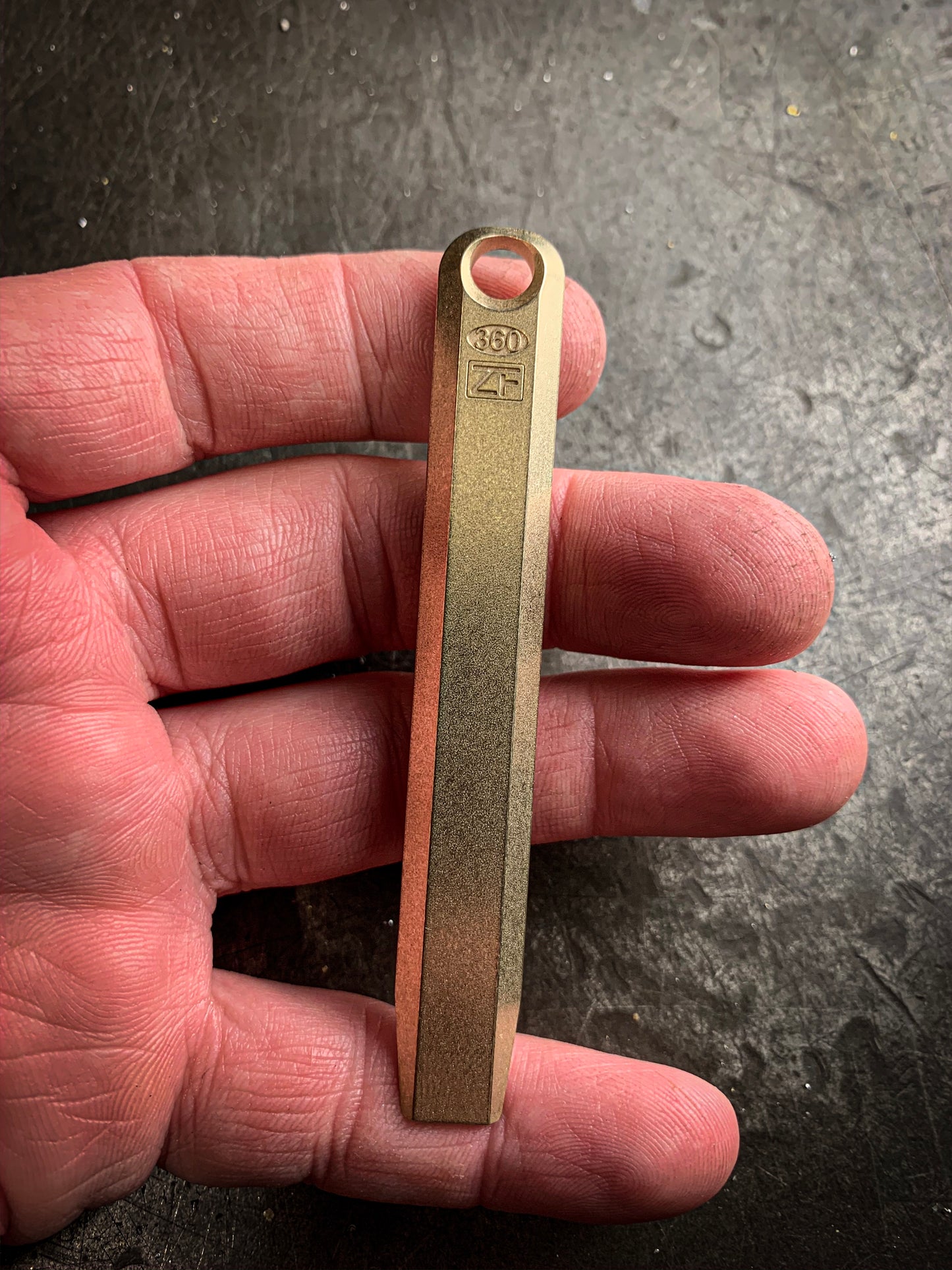 ZeroFeud P-2 Metal Pry Bar