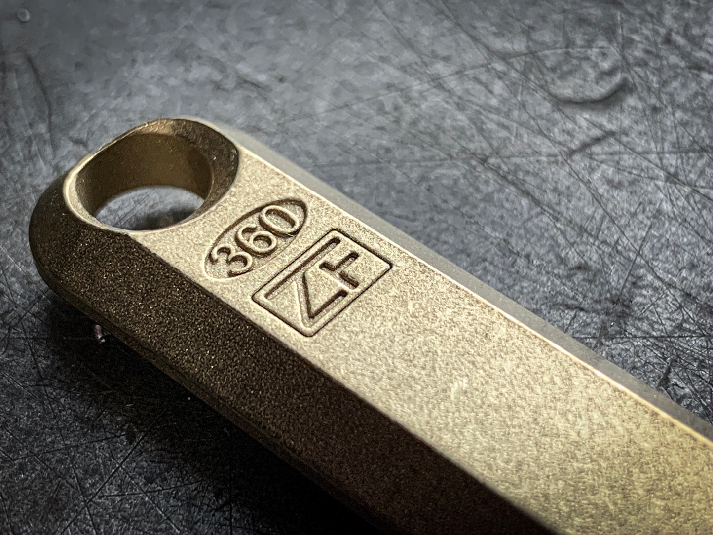 ZeroFeud P-2 Metal Pry Bar