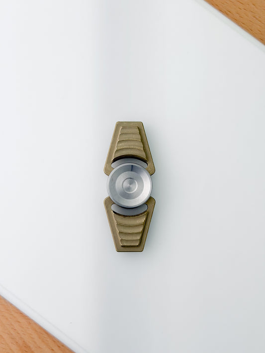 ZeroFeud Brass Compass Spinner - Swarm
