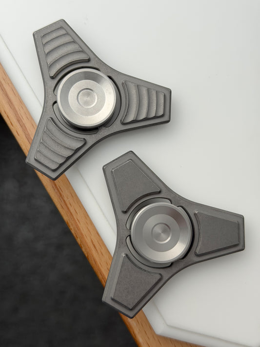 ZeroFeud Tri-Compass - Titanium (Pre-Order 8-10weeks) ( Live 9pm Eastern)