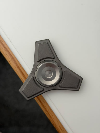 ZeroFeud Tri-Compass - Titanium (Pre-Order 8-10weeks) ( Live 9pm Eastern)
